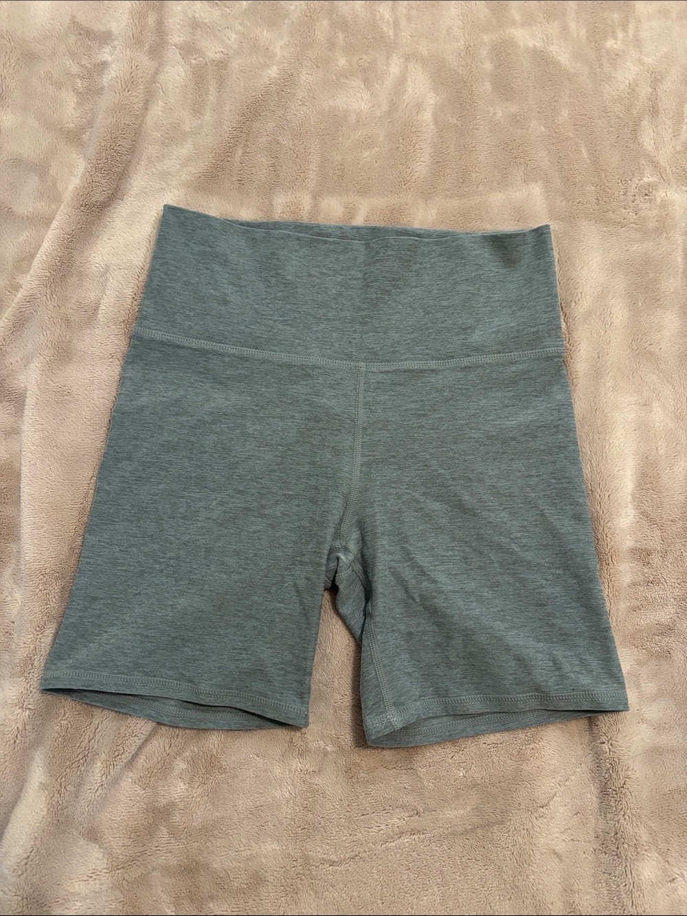 Vuori Clean Elevation Shorty in Agate Green